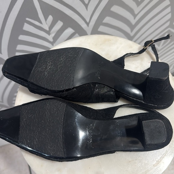 J.Renee Women's Black Slingback Heels - Picture 7 of 11